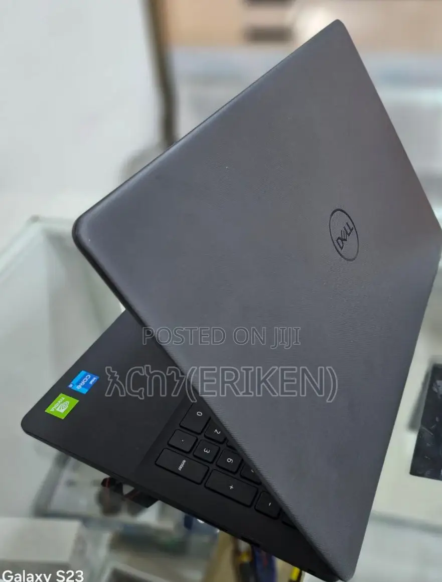 New Laptop Dell Vostro 15 3549 8GB Intel Core I5 SSD 512GB