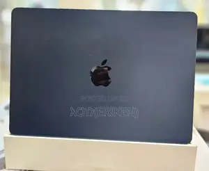 New Laptop Apple MacBook Air 2022 M2 8GB Apple M2 SSD 256GB