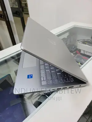 New Laptop HP Stream Notebook 8GB Intel Core I5 SSD 512GB