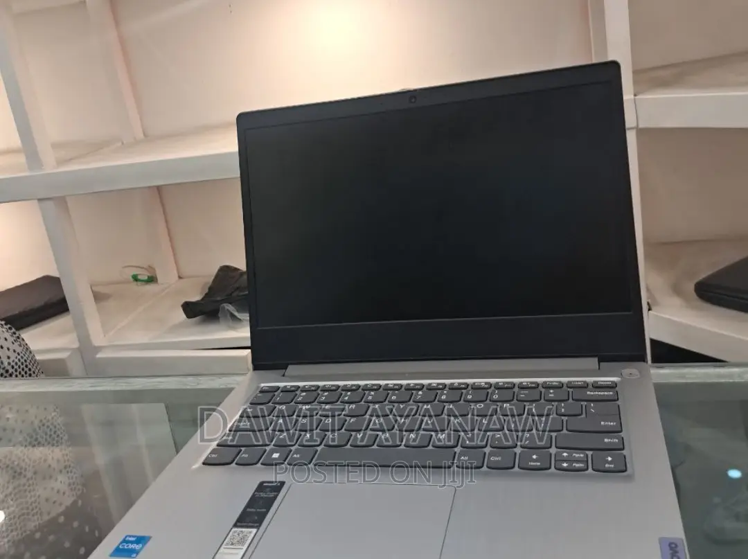 New Laptop Lenovo Ideapad 3 8GB Intel Core I3 SSD 256GB