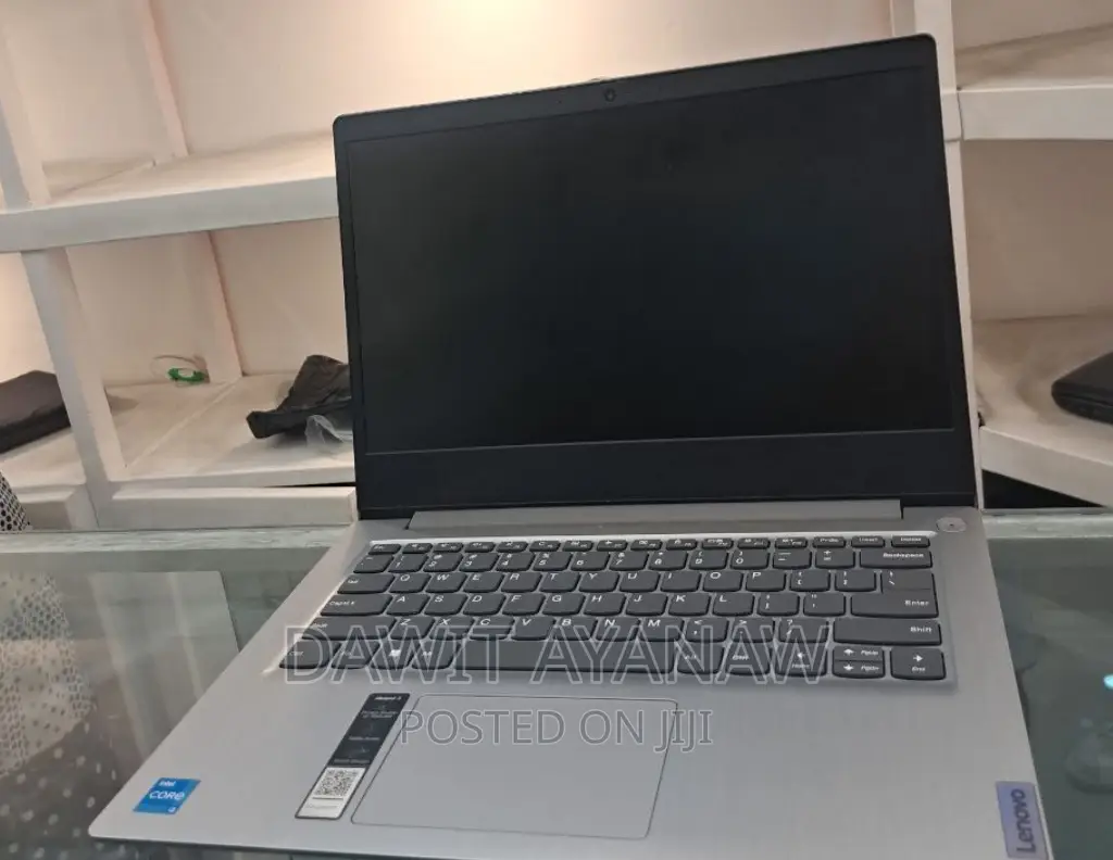 New Laptop Lenovo Ideapad 3 8GB Intel Core I3 SSD 256GB