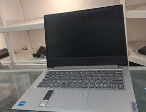 New Laptop Lenovo Ideapad 3 8GB Intel Core I3 SSD 256GB