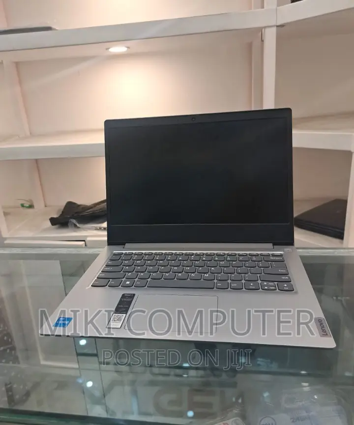 New Laptop Lenovo Ideapad 3 8GB Intel Core I3 SSD 256GB
