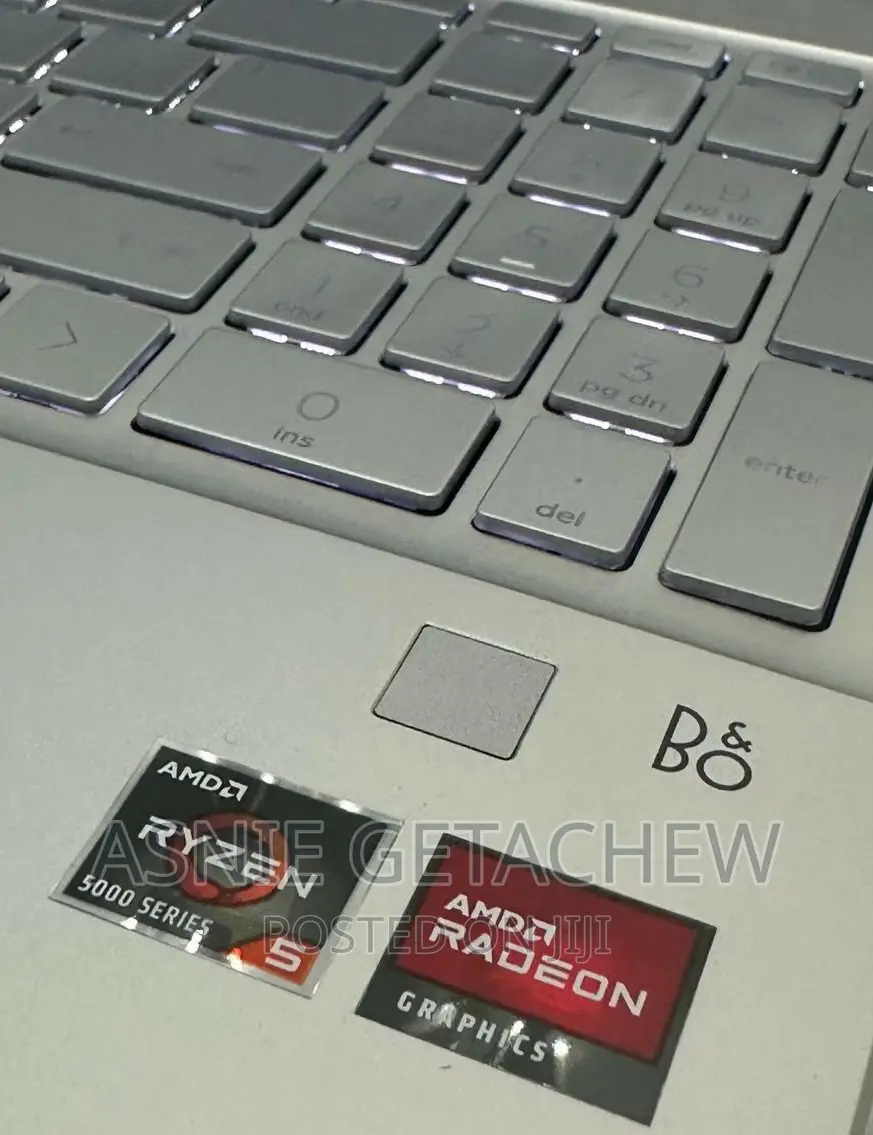 New Laptop HP Pavilion 15 12GB Intel Core I5 SSD 256GB