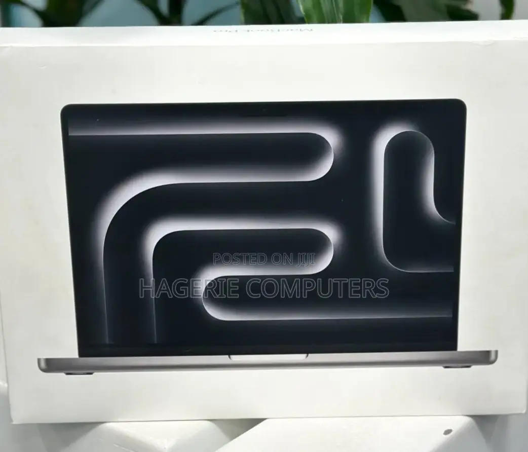 New Laptop Apple MacBook Pro 8GB Apple M3 HDD 1T