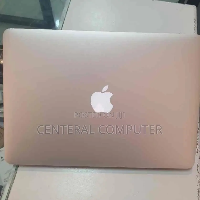 New Laptop Apple MacBook Air 2017 8GB Intel Core I7 SSD 256GB