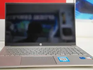 New Laptop HP Pavilion 15 8GB Intel Core I5 SSD 512GB