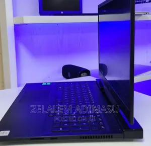 Photo - New Laptop Dell XPS 15 16GB Intel Core I7 SSD 512GB