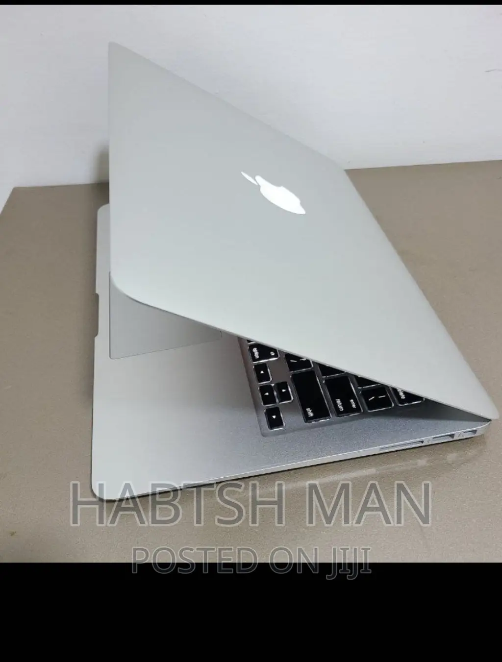 New Laptop Apple MacBook Air 2015 4GB Intel Core I5 SSD 128GB