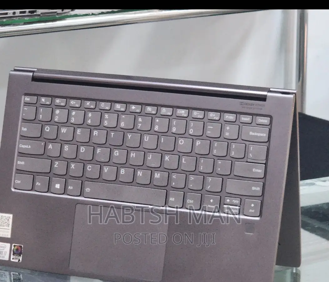 New Laptop Lenovo ThinkPad Yoga 16GB Intel Core i7 SSD 512GB