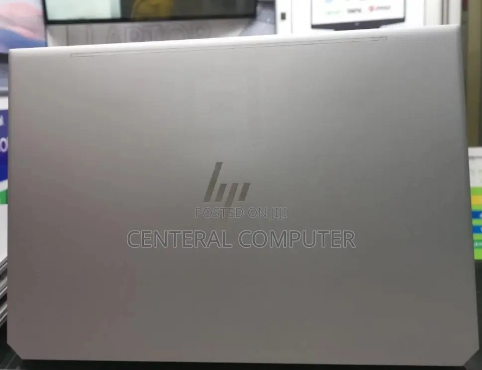 New Laptop HP ZBook Studio G5 16GB Intel Core I7 SSD 512GB