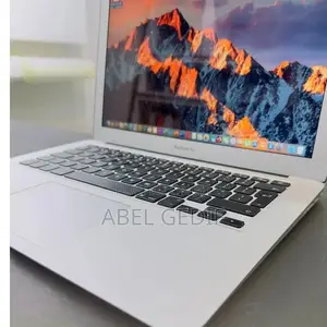 New Laptop Apple MacBook Air 2017 8GB Intel Core I5 SSD 128GB