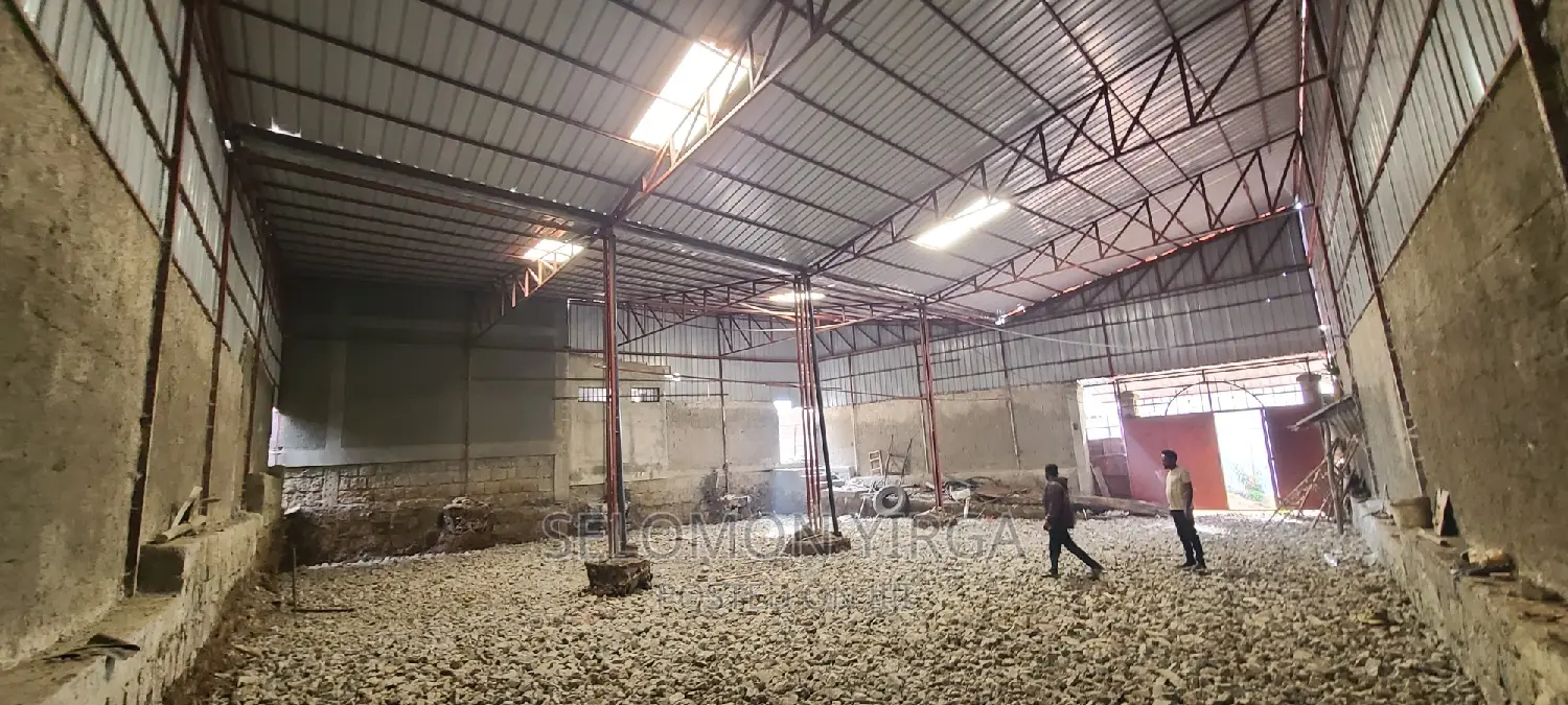 Lakiray Yaqreb Magazn