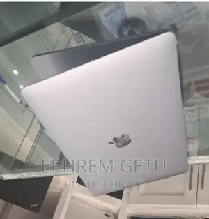 New Laptop Apple MacBook Pro M1 8GB Apple M1 Pro SSD 256GB