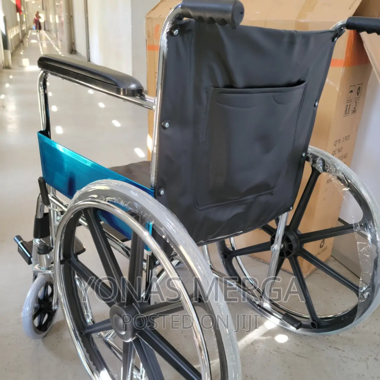 Packed Wheelchair/Caster Aluminium Wheelchair/Hand Rail ዊልቼር