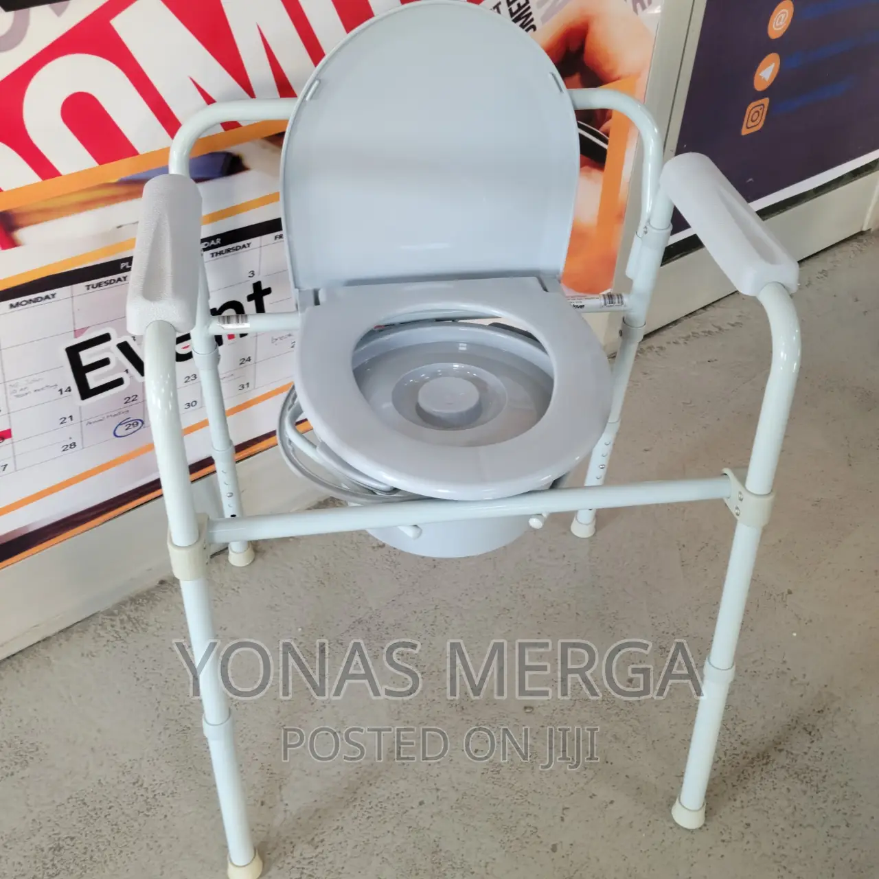 Toilet Chair|Hand Rail Chair|Non Slip Mate Chair|Commode