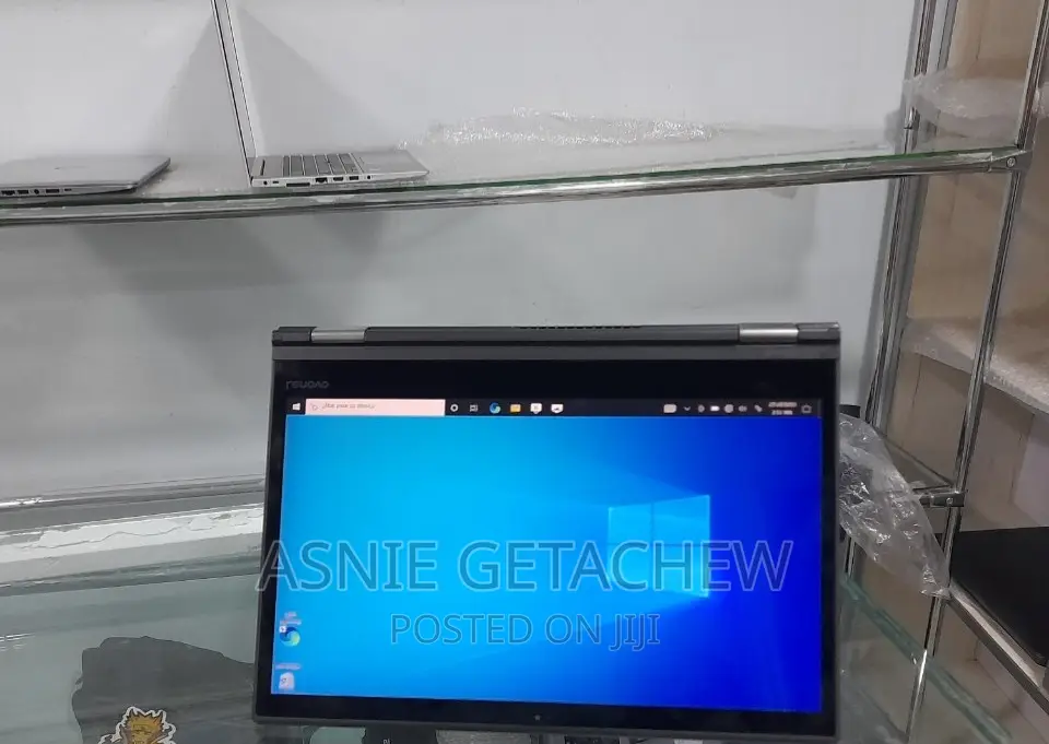 New Laptop Lenovo ThinkPad Yoga 370 8GB Intel Core I5 HDD 512GB