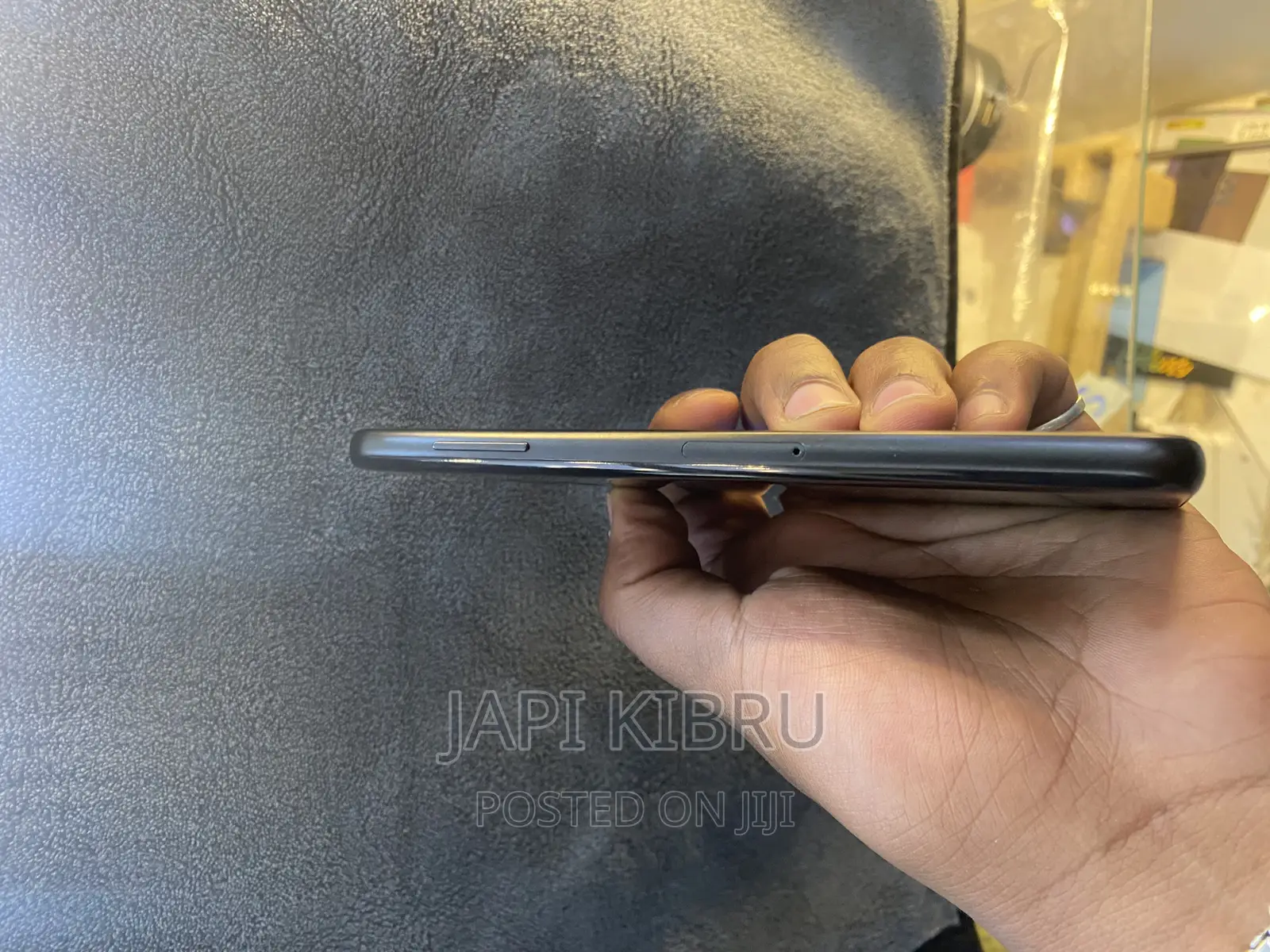 New Samsung Galaxy A8 32 GB Black