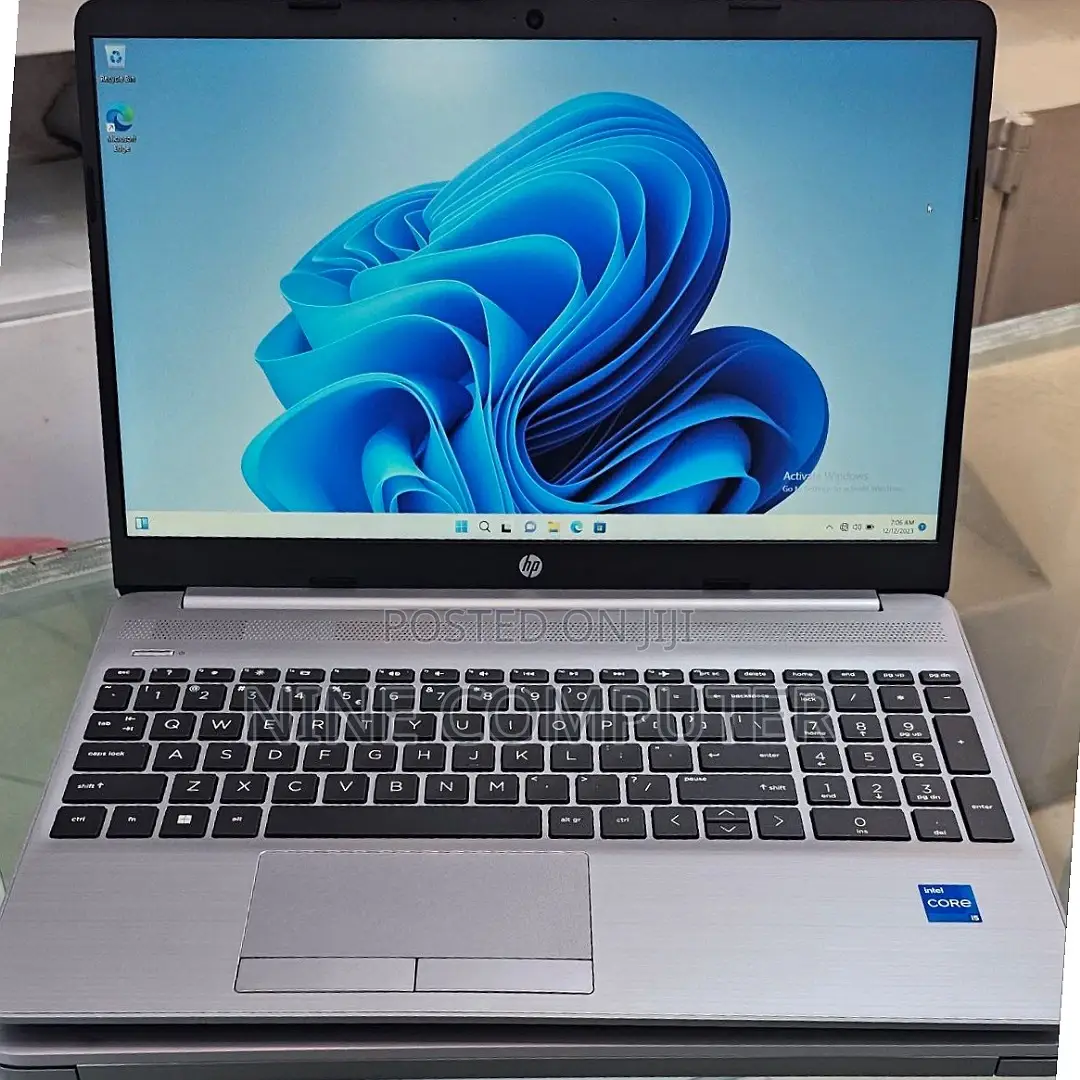 New Laptop HP 250 G8 8GB Intel Core I5 SSD 512GB