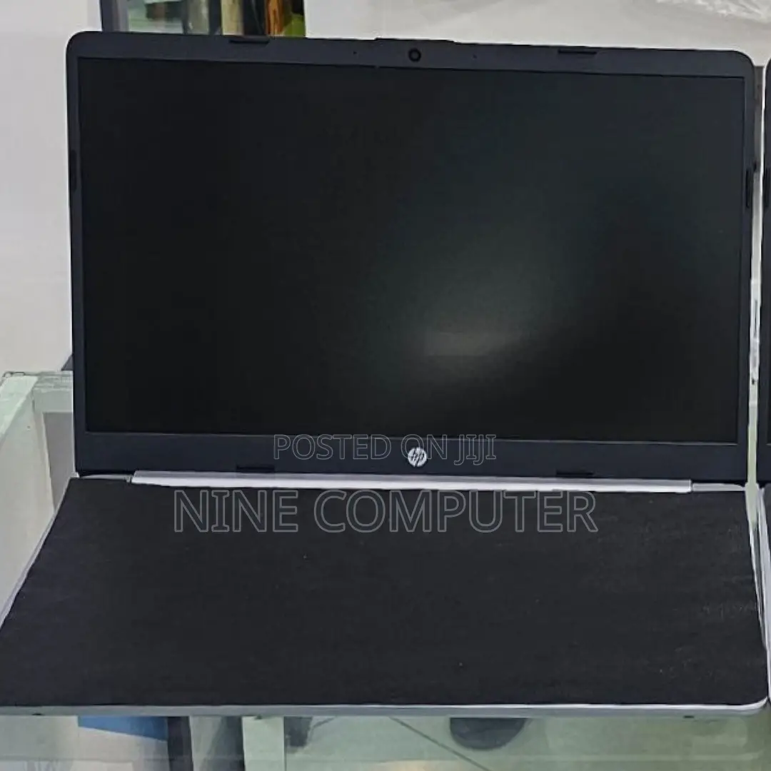 New Laptop HP 250 G8 8GB Intel Core I5 SSD 512GB