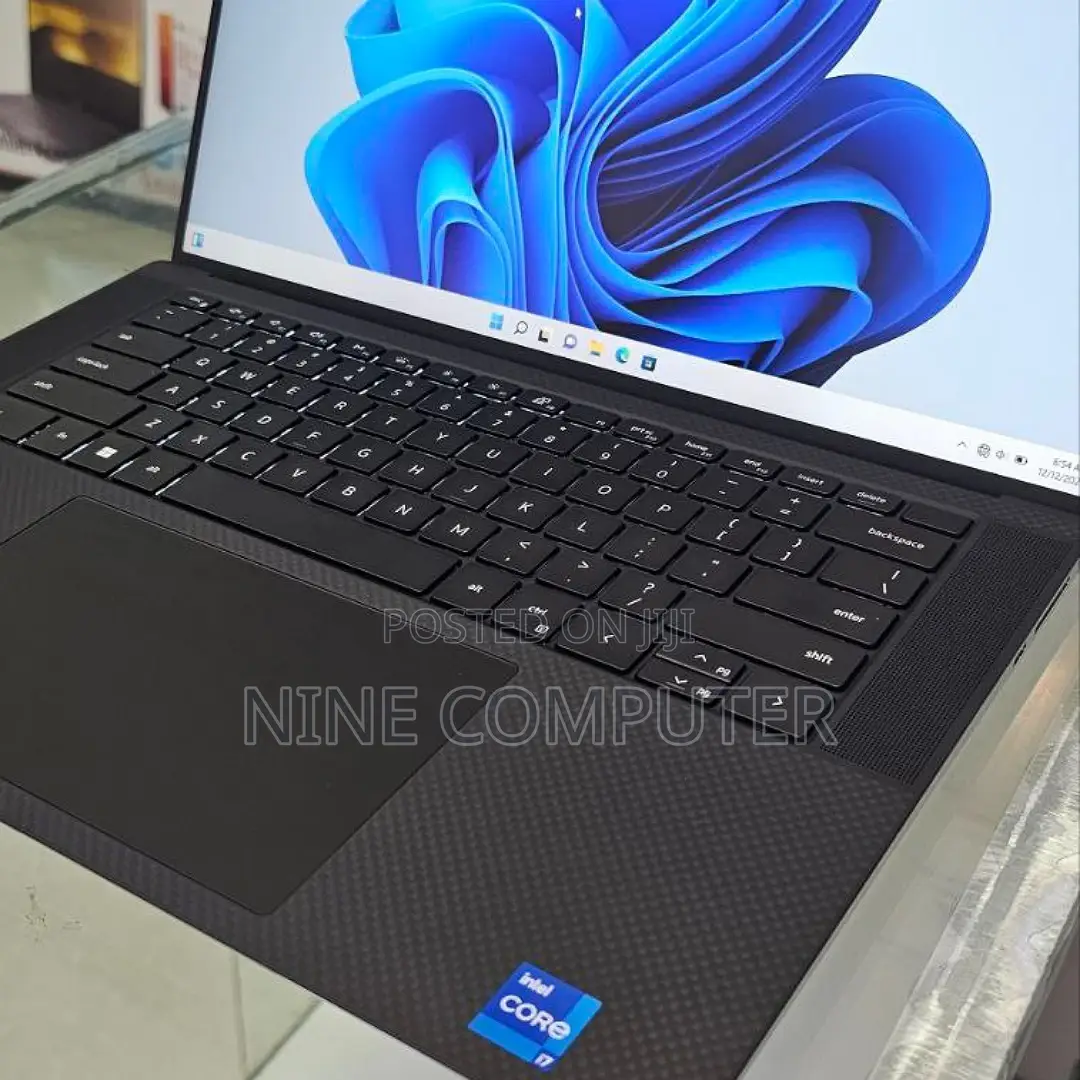 New Laptop Dell XPS 15 16GB Intel Core I7 SSD 512GB