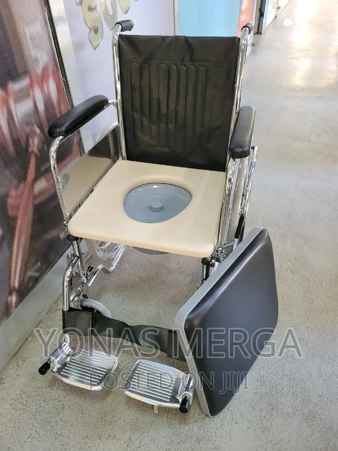 Rest Seat Wheelchair|Toilet Wheelchair/Ported Wheelchair