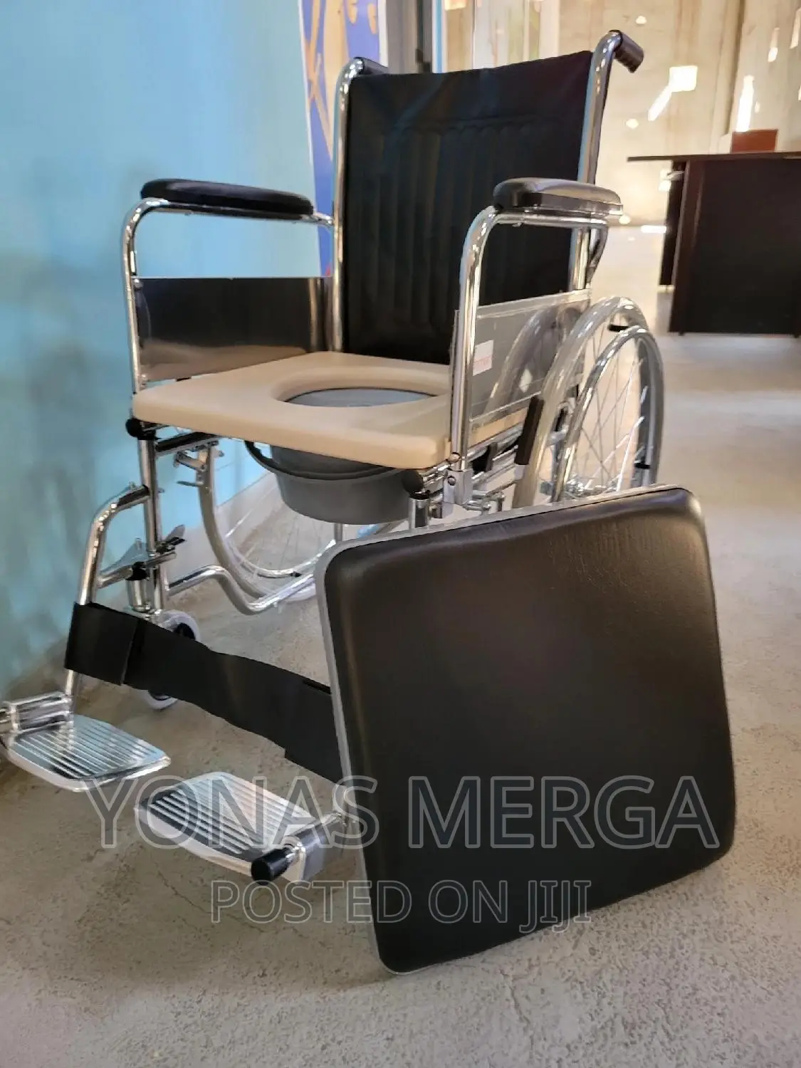 Easycare Wheelchair|Toilet Wheelchair|For Injured|Wheelchair