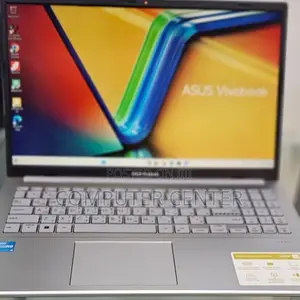 New Laptop Asus VivoBook 15 X505BA 8GB Intel Core I3 SSD 512GB
