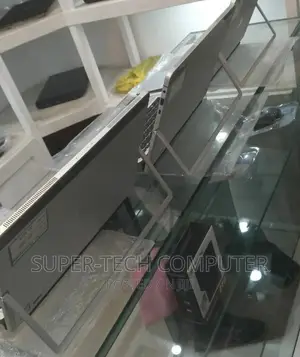 New Laptop HP Elite X2 1012 8GB Intel Core I5 SSD 256GB