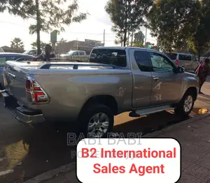 Toyota Hilux 2018 Silver