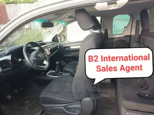 Toyota Hilux 2018 Silver