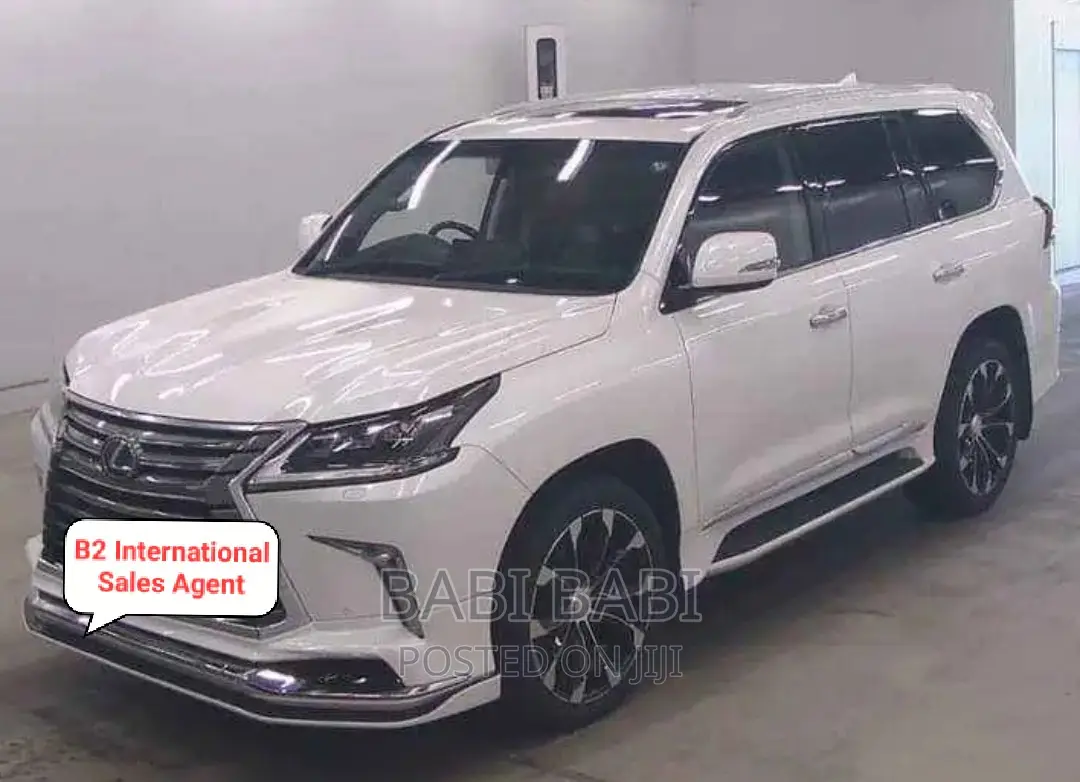 Lexus LX 2019 White