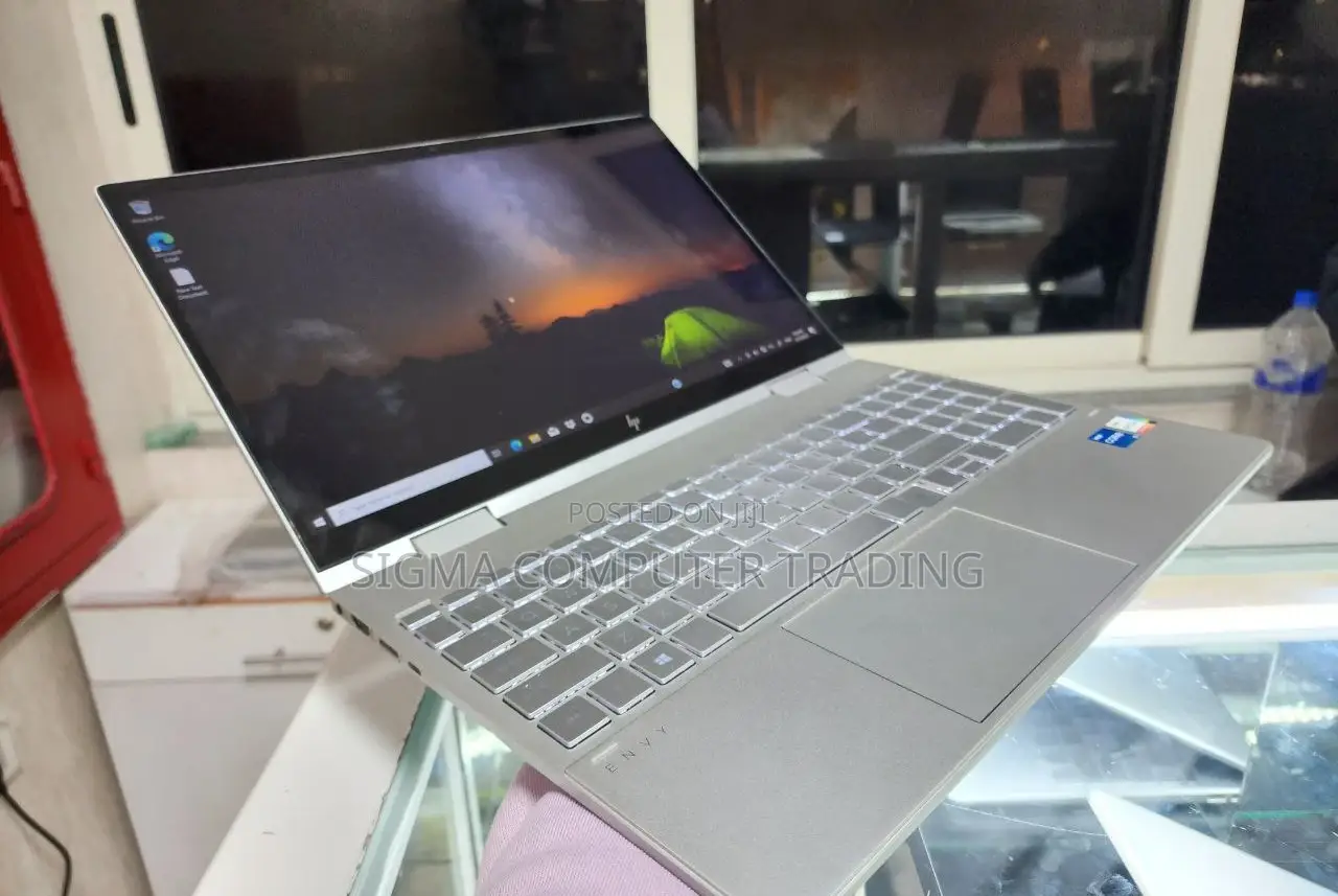 New Laptop HP Envy 15 8GB Intel Core I5 SSD 512GB