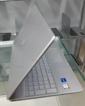 New Laptop HP Stream Notebook 8GB Intel Core I5 SSD 512GB