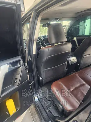 Toyota Land Cruiser Prado 2017 Black