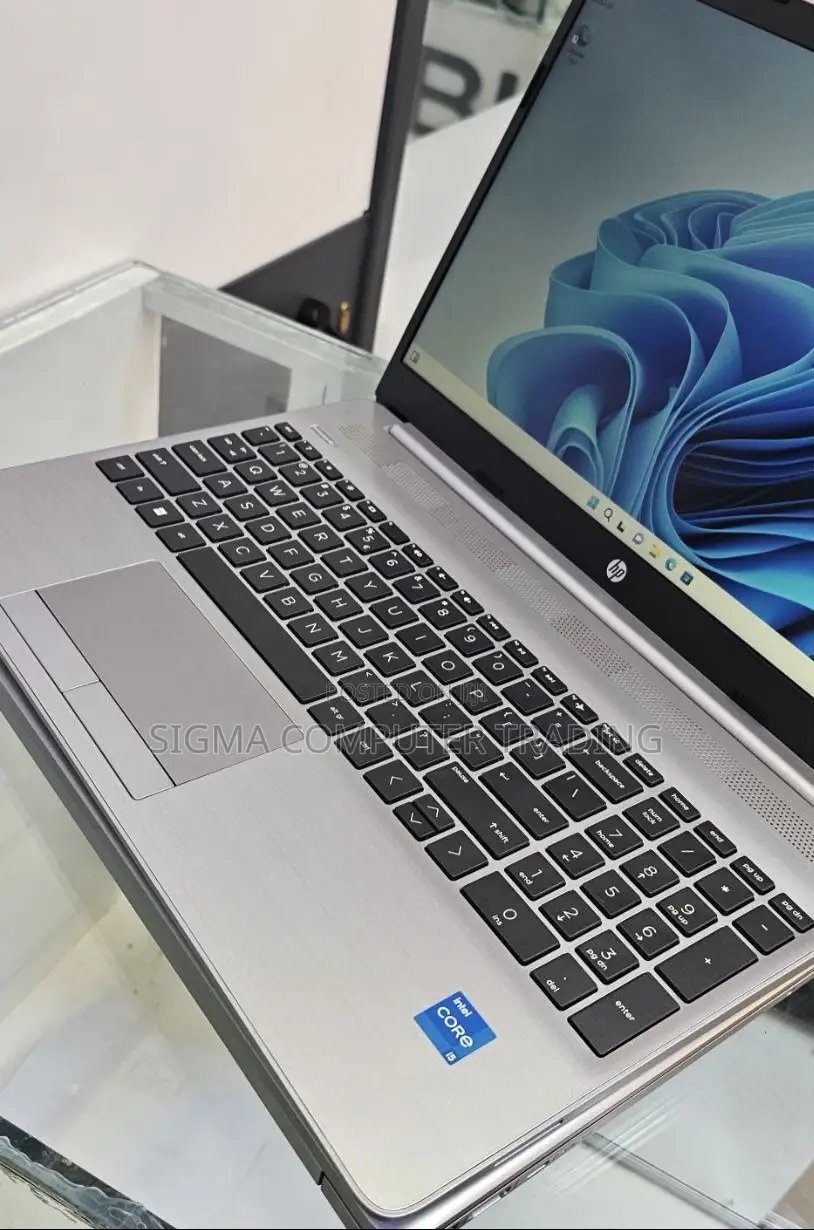 New Laptop HP Stream Notebook 8GB Intel Core I5 SSD 512GB