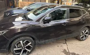 Nissan Qashqai 2019 Brown