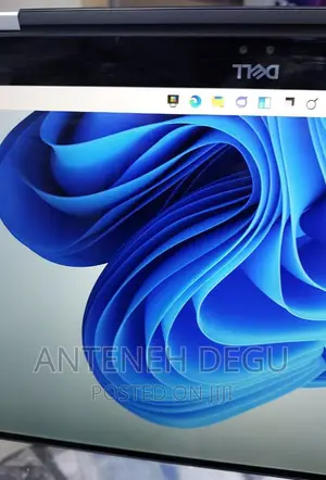 Photo - New Laptop Dell XPS 15 16GB Intel Core I7 SSD 512GB