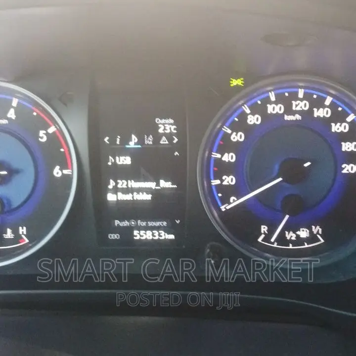 Toyota Hilux 2018 Silver