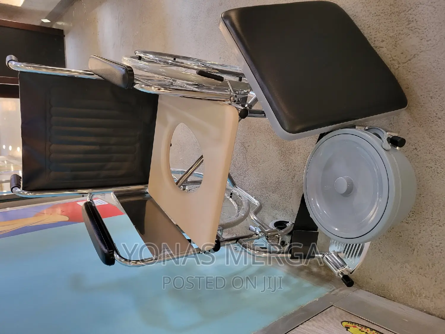 Wheelchair_ Independent in Daily Activitie/Toilet/Wheelchair