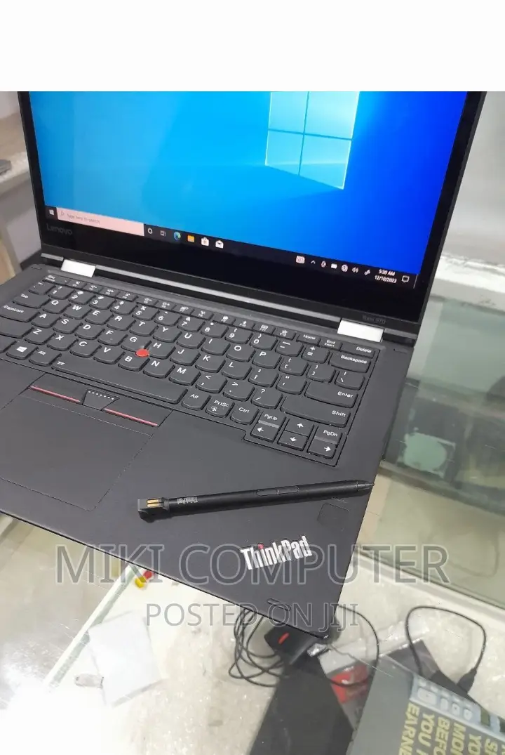 New Laptop Lenovo ThinkPad Yoga 370 8GB Intel Core I5 SSD 512GB