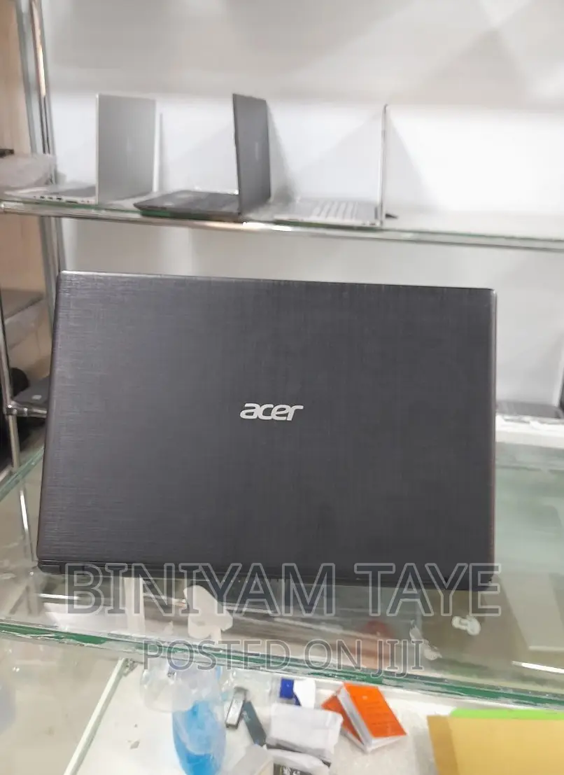 New Laptop Acer Aspire 3 A315-21 8GB AMD A8 SSD 1T