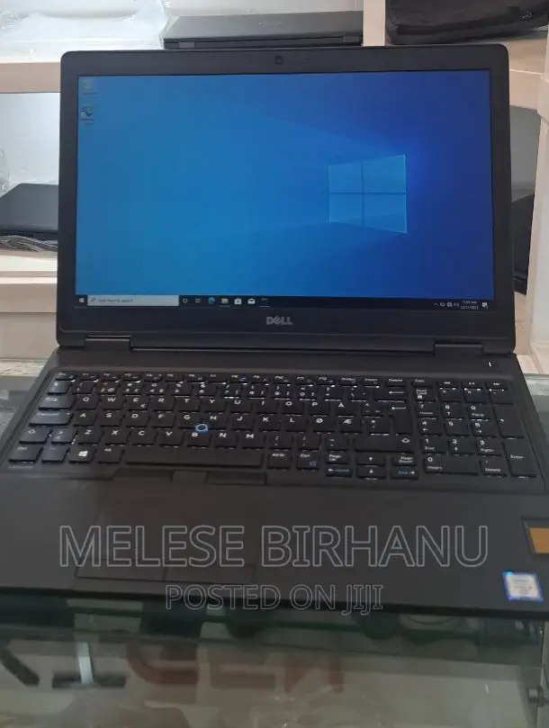 New Laptop Dell 6GB Intel Core I5 SSD 256GB