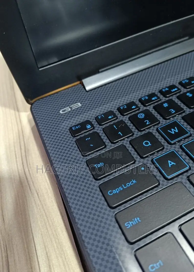 New Laptop Dell G3 15 3579 8GB Intel Core I5 HDD+SSD 1T