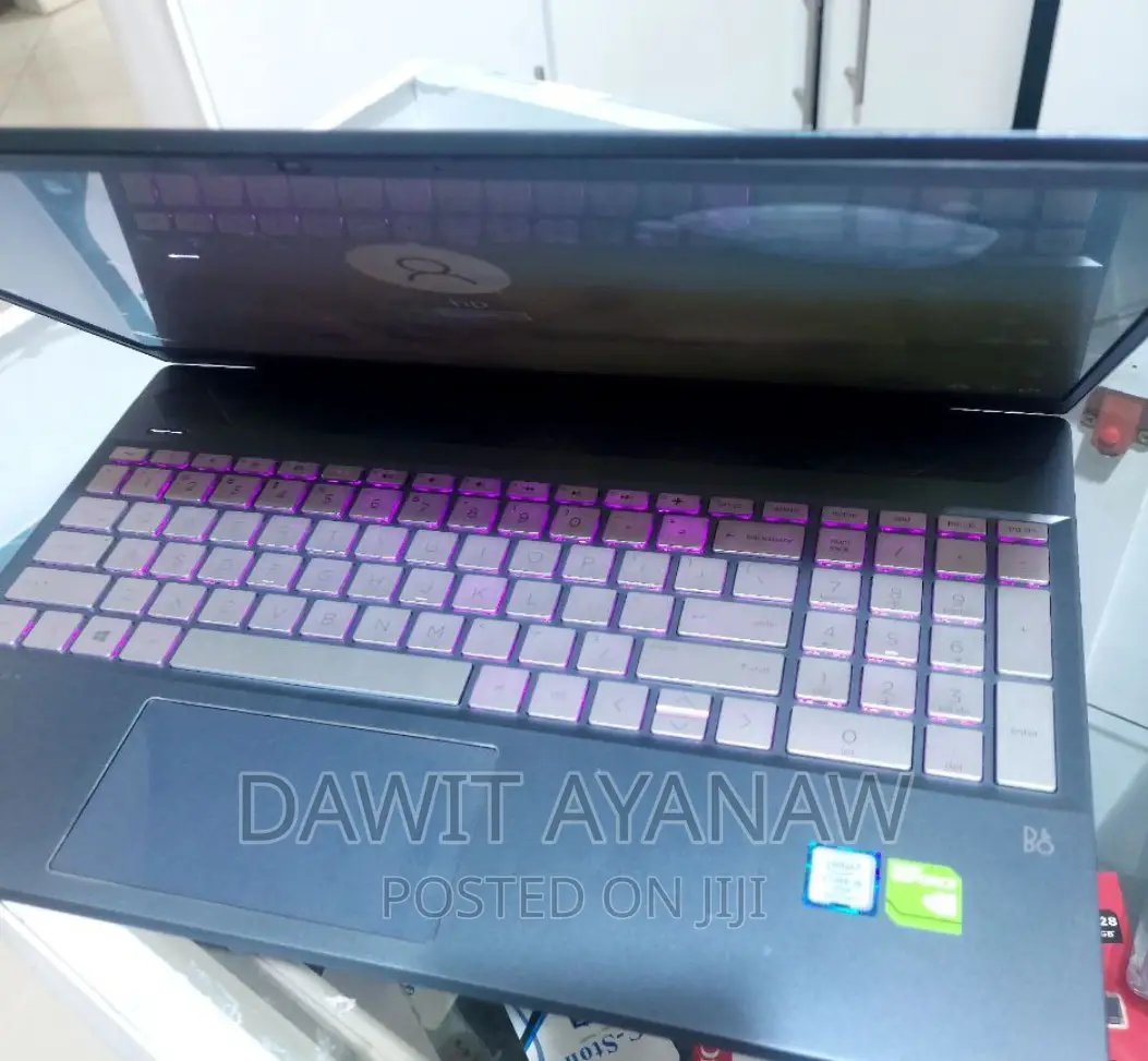New Laptop HP Pavilion 15 8GB Intel Core i5 HDD+SSD 500GB