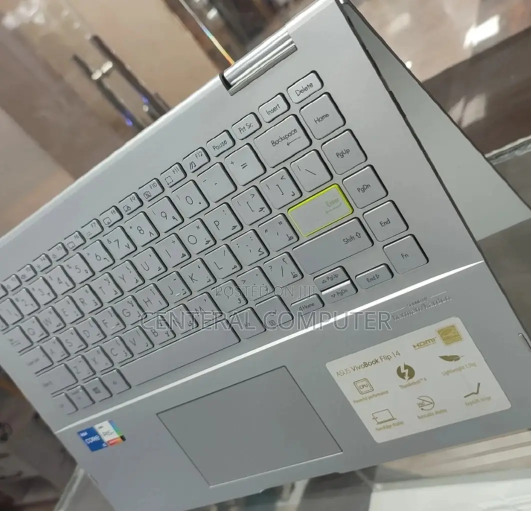 New Laptop Asus VivoBook V551LB 8GB Intel Core I5 SSD 512GB