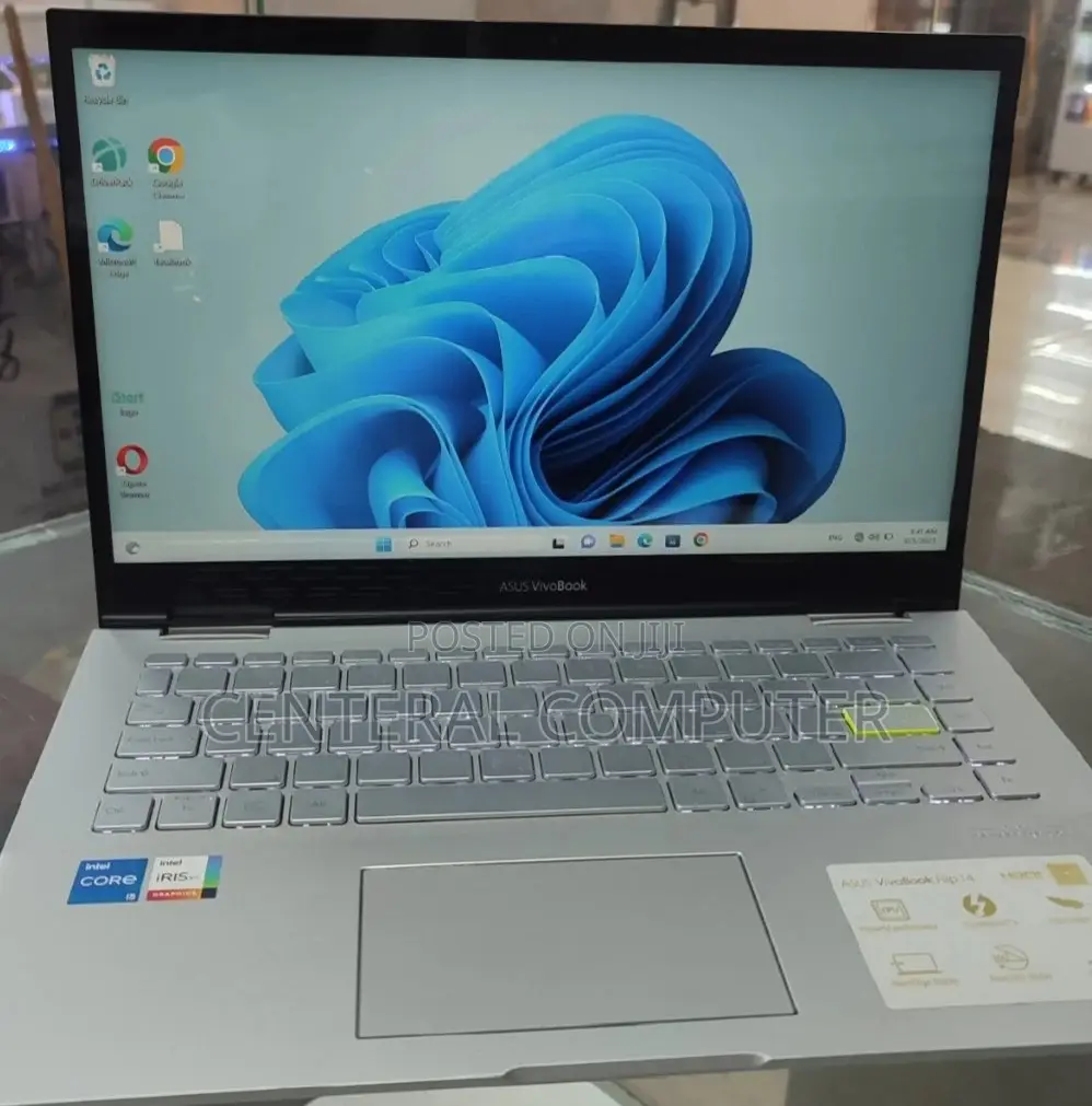 New Laptop Asus VivoBook V551LB 8GB Intel Core I5 SSD 512GB