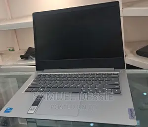 New Laptop Lenovo Ideapad 3 8GB Intel Core I3 SSD 256GB