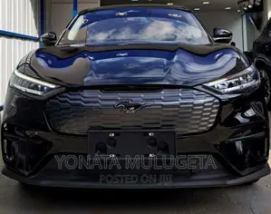 Photo - New Ford Mustang 2022 Black