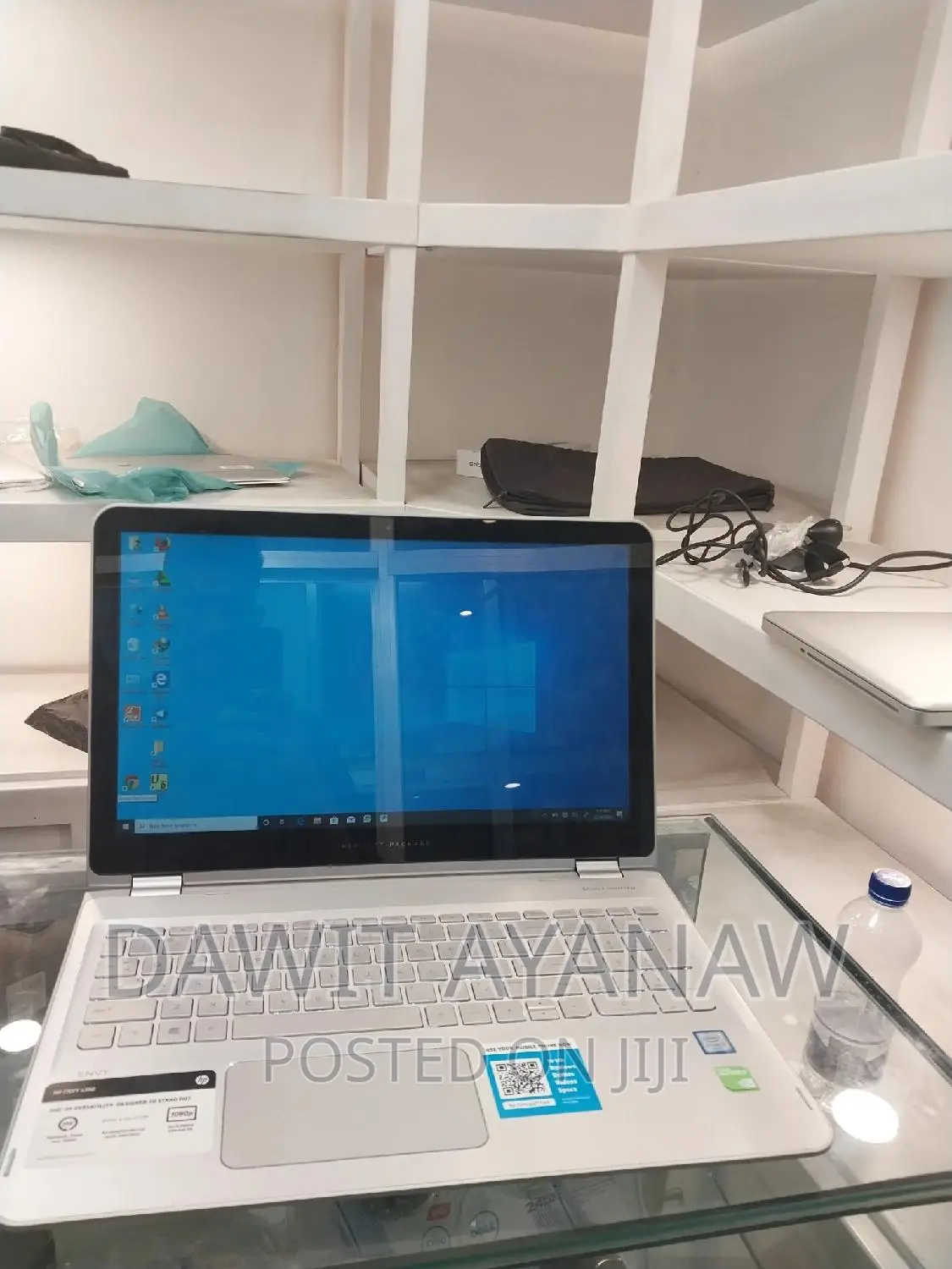 New Laptop HP Envy X360 8GB Intel Core I7 HDD 1T